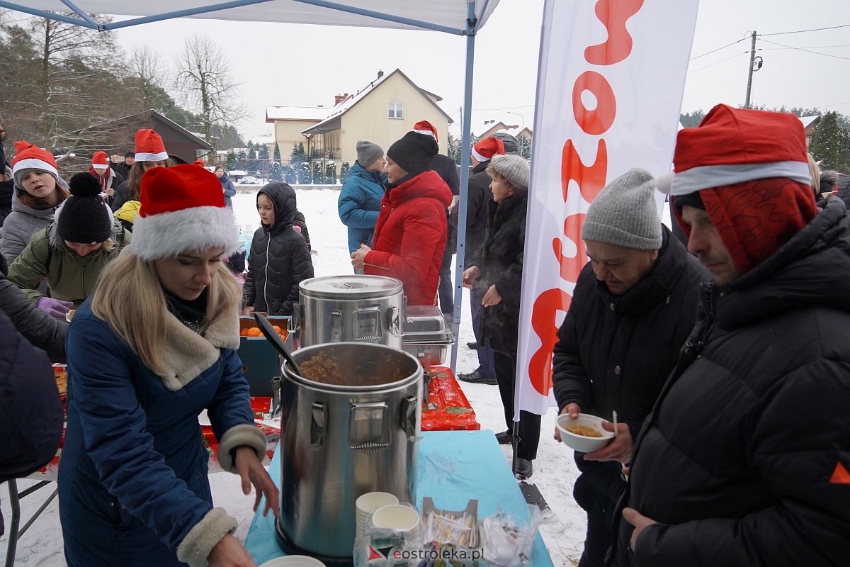 Wigilia na Osiedlu Łazek [10.12.2023] - zdjęcie #49 - eOstroleka.pl