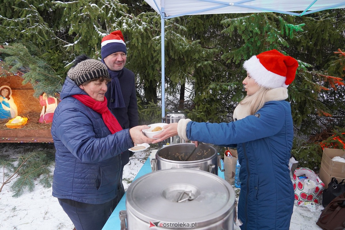 Wigilia na Osiedlu Łazek [10.12.2023] - zdjęcie #41 - eOstroleka.pl