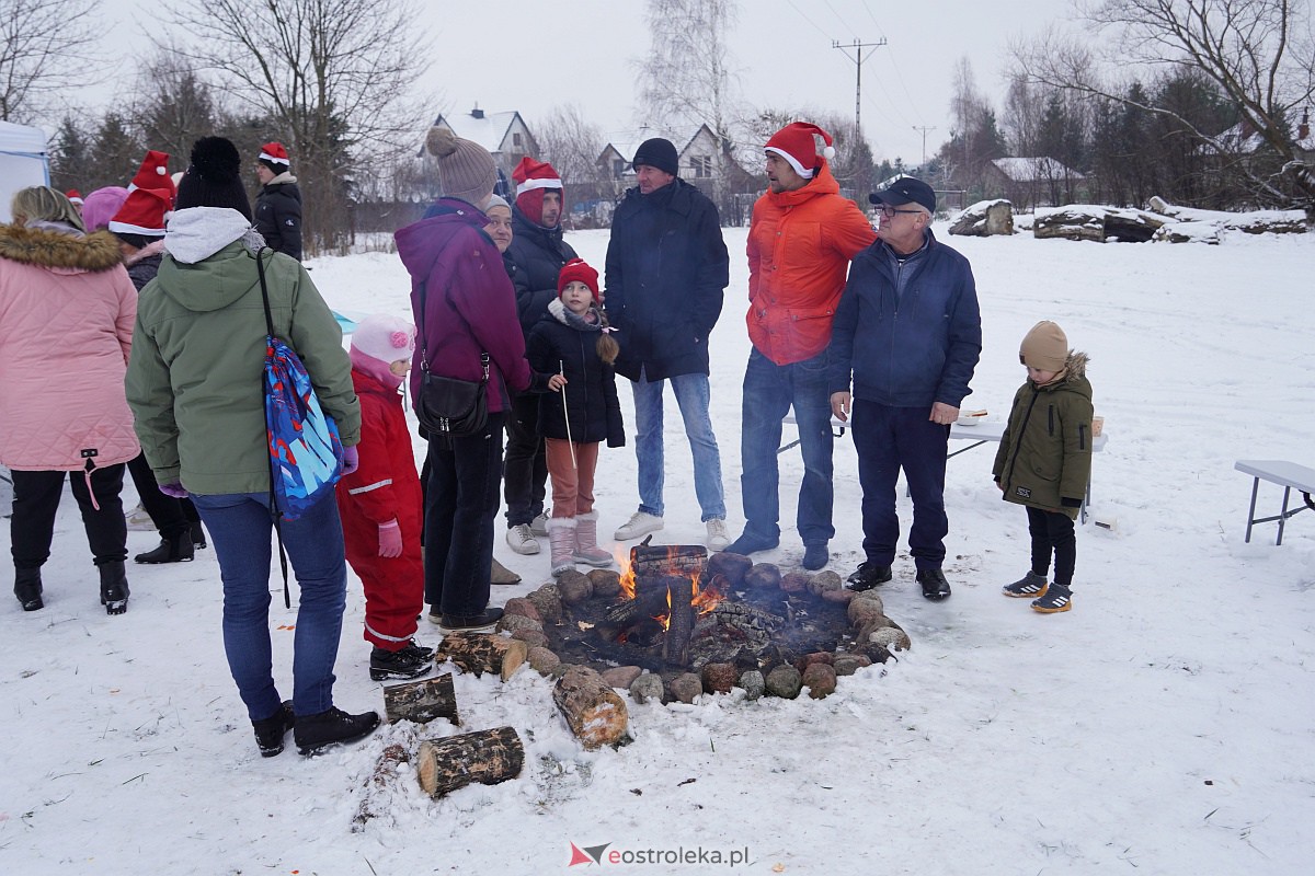 Wigilia na Osiedlu Łazek [10.12.2023] - zdjęcie #35 - eOstroleka.pl