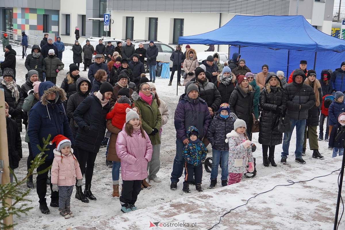 Wigilia na Osiedlu Stacja [10.12.2023] - zdjęcie #83 - eOstroleka.pl