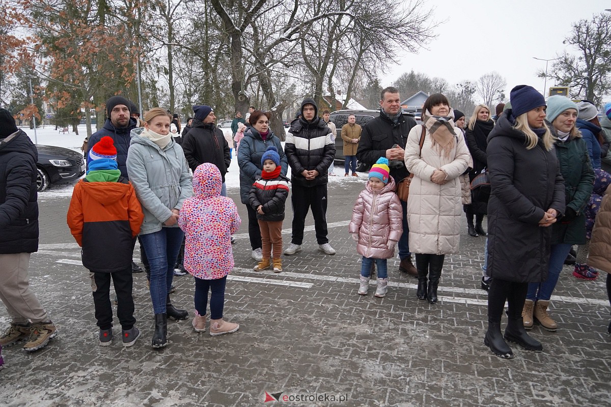 Wigilia na Osiedlu Stacja [10.12.2023] - zdjęcie #77 - eOstroleka.pl