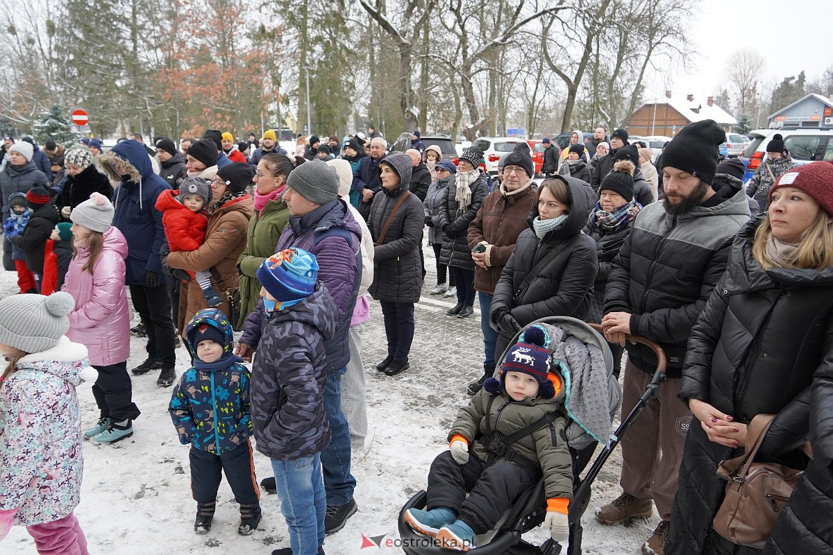 Wigilia na Osiedlu Stacja [10.12.2023] - zdjęcie #75 - eOstroleka.pl