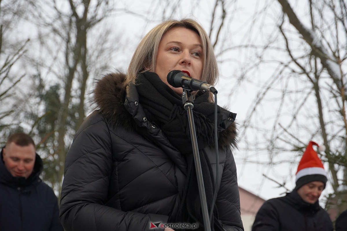 Wigilia na Osiedlu Stacja [10.12.2023] - zdjęcie #72 - eOstroleka.pl