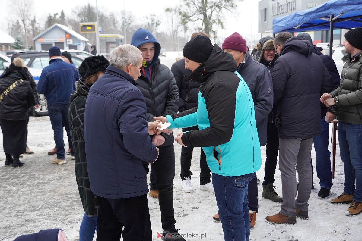 Wigilia na Osiedlu Stacja [10.12.2023] - zdjęcie #45 - eOstroleka.pl