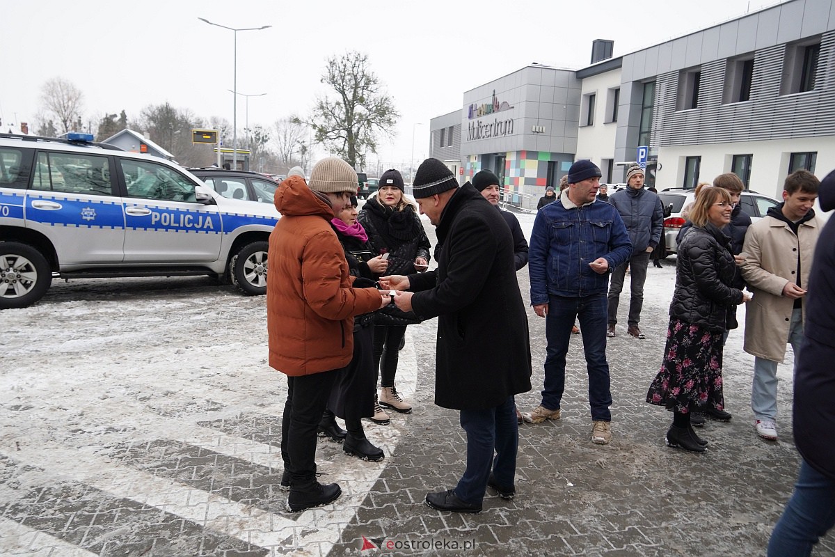 Wigilia na Osiedlu Stacja [10.12.2023] - zdjęcie #42 - eOstroleka.pl