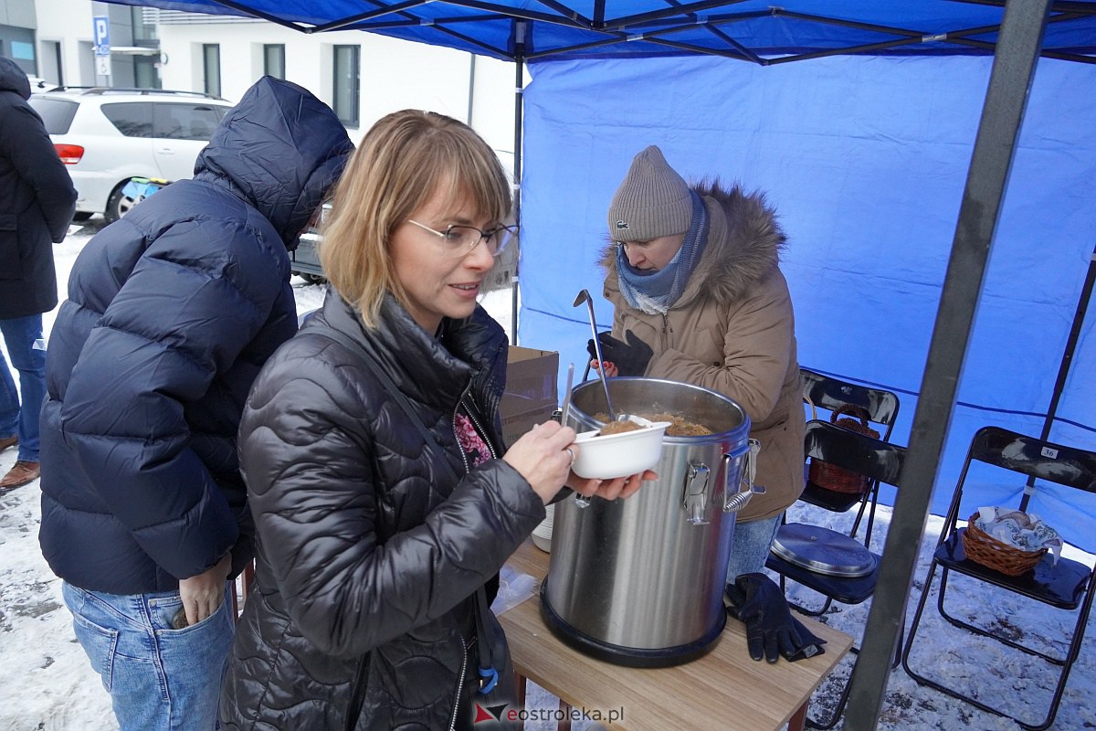 Wigilia na Osiedlu Stacja [10.12.2023] - zdjęcie #14 - eOstroleka.pl