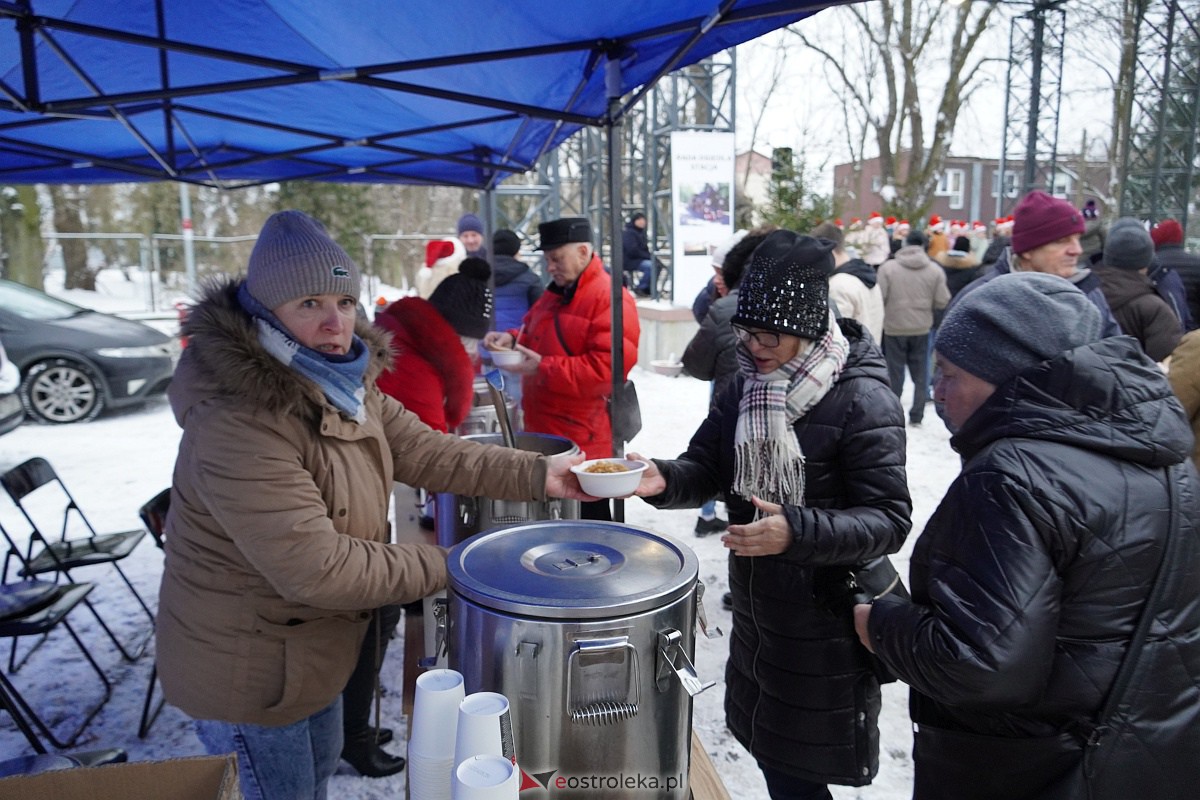 Wigilia na Osiedlu Stacja [10.12.2023] - zdjęcie #7 - eOstroleka.pl