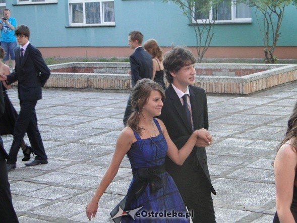 Bal Gimnazjalny w Gimnazjum nr 1 (04.06.2011) - zdjęcie #66 - eOstroleka.pl