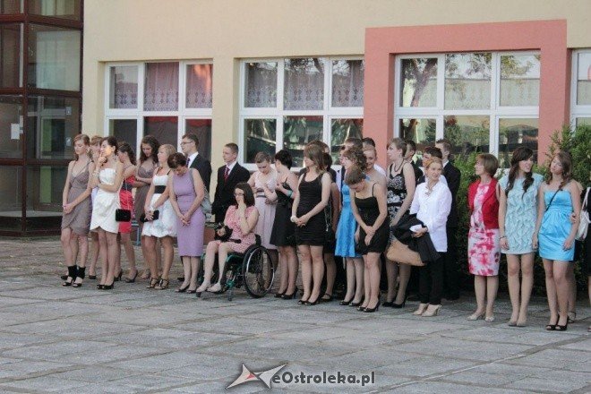 Bal Gimnazjalny w Gimnazjum nr 1 (04.06.2011) - zdjęcie #34 - eOstroleka.pl