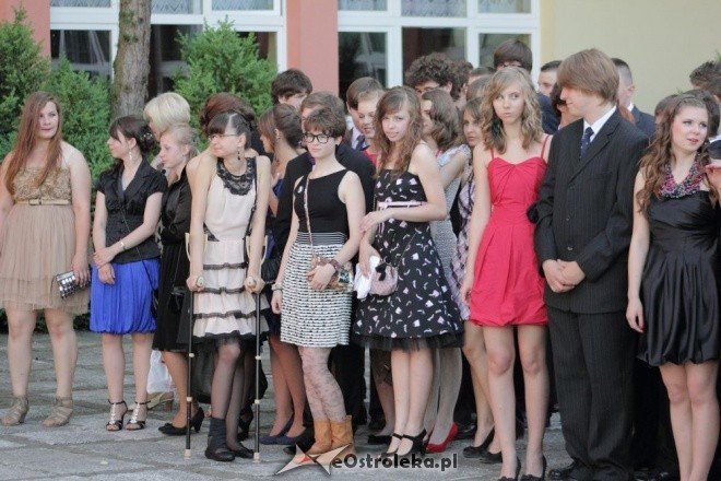 Bal Gimnazjalny w Gimnazjum nr 1 (04.06.2011) - zdjęcie #23 - eOstroleka.pl