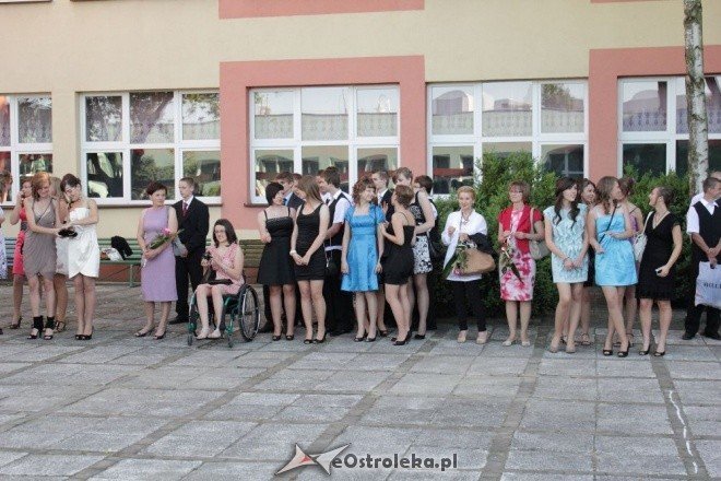 Bal Gimnazjalny w Gimnazjum nr 1 (04.06.2011) - zdjęcie #4 - eOstroleka.pl