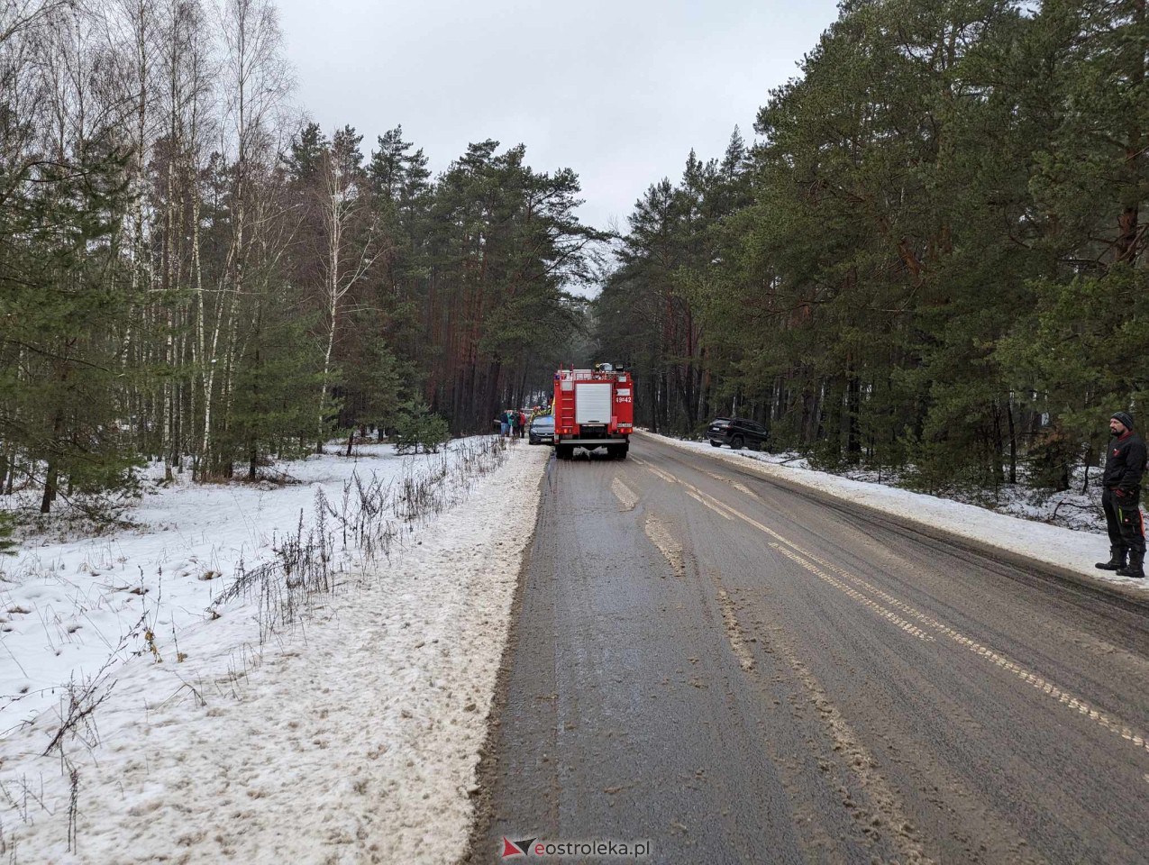 Wypadek w Kierzku [11.12.2023] - zdjęcie #2 - eOstroleka.pl