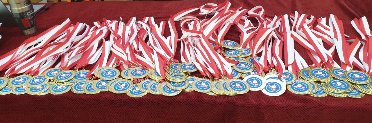 Mikołajkowy Wielobój Atletyczny w SP 10 - zdjęcie #9 - eOstroleka.pl