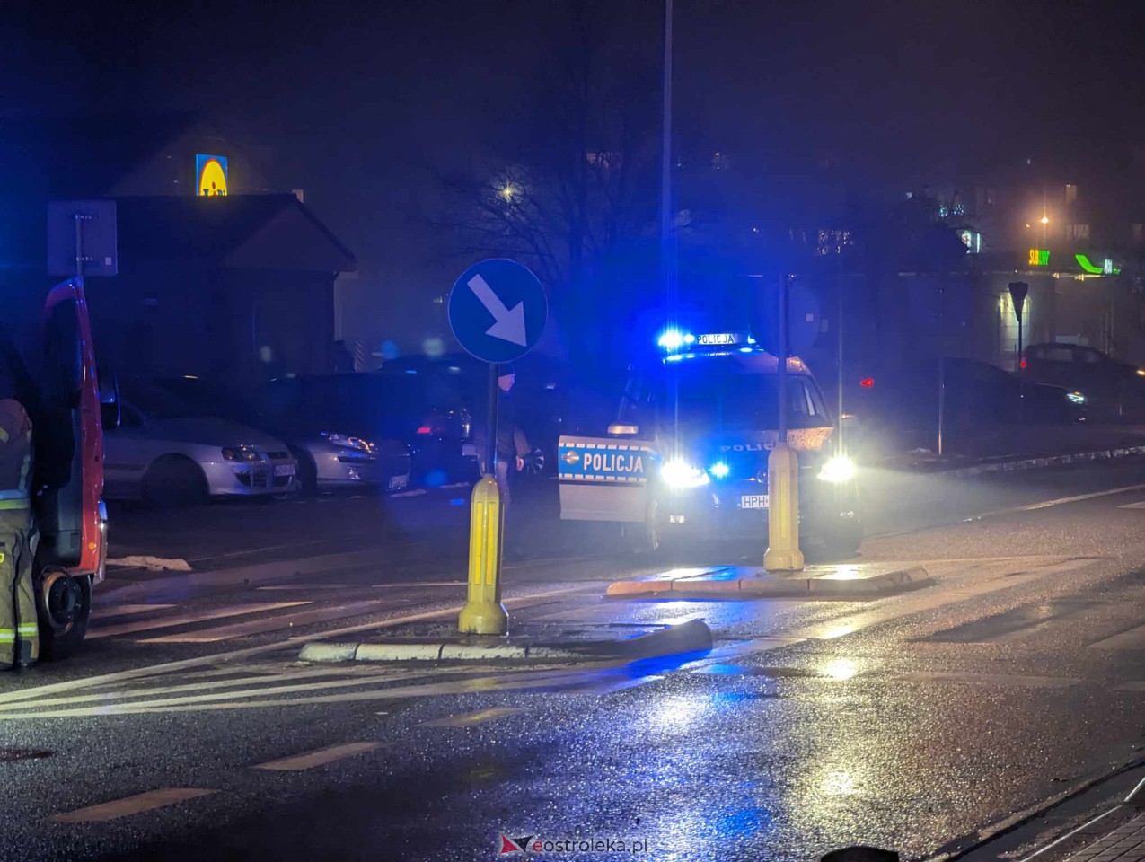 Wypadek na Targowej w Ostrołęce [12.12.2023] - zdjęcie #16 - eOstroleka.pl