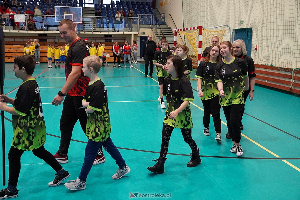 II Mikołajkowa Spartakiada Sportowa w Ostrołęce [13.12.2023] - zdjęcie #110 - eOstroleka.pl