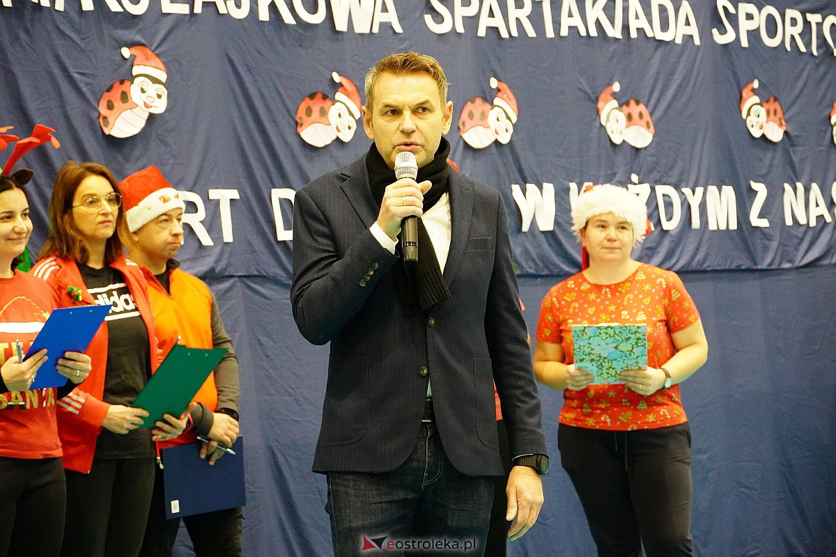 II Mikołajkowa Spartakiada Sportowa w Ostrołęce [13.12.2023] - zdjęcie #104 - eOstroleka.pl