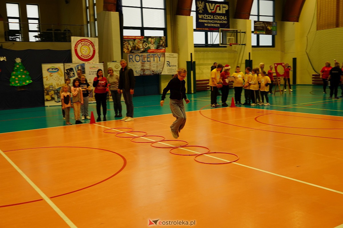 II Mikołajkowa Spartakiada Sportowa w Ostrołęce [13.12.2023] - zdjęcie #54 - eOstroleka.pl