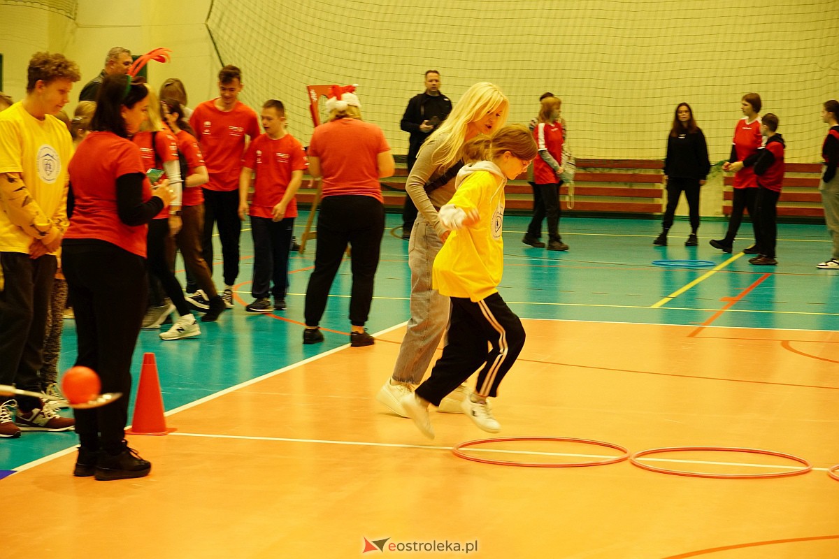 II Mikołajkowa Spartakiada Sportowa w Ostrołęce [13.12.2023] - zdjęcie #41 - eOstroleka.pl