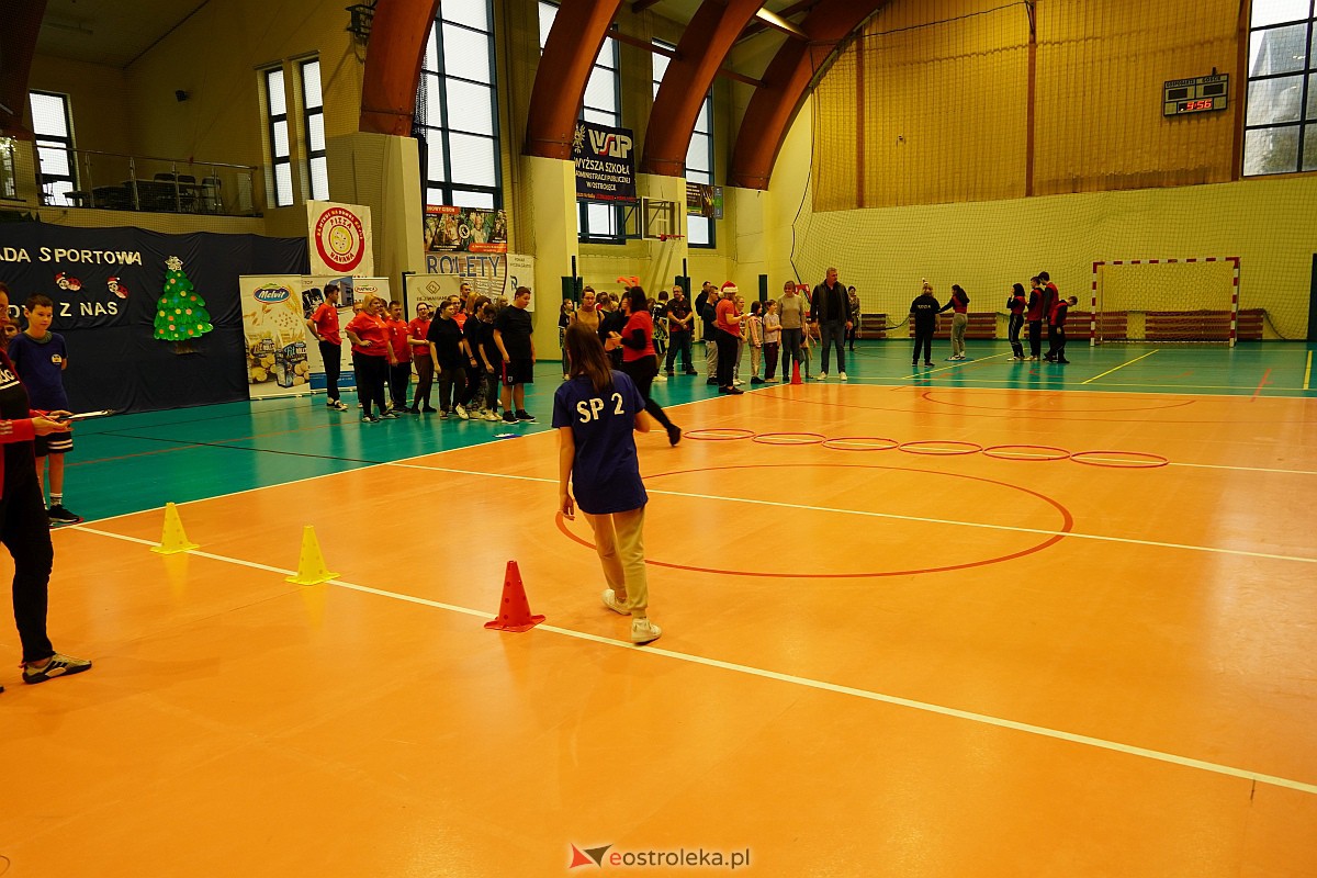 II Mikołajkowa Spartakiada Sportowa w Ostrołęce [13.12.2023] - zdjęcie #36 - eOstroleka.pl