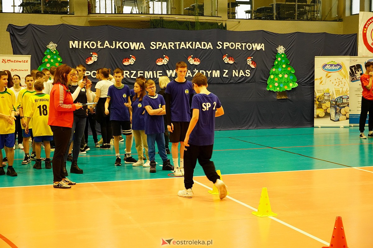 II Mikołajkowa Spartakiada Sportowa w Ostrołęce [13.12.2023] - zdjęcie #33 - eOstroleka.pl
