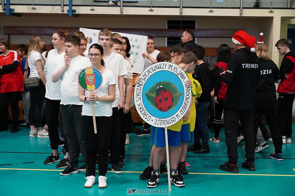 II Mikołajkowa Spartakiada Sportowa w Ostrołęce [13.12.2023] - zdjęcie #30 - eOstroleka.pl