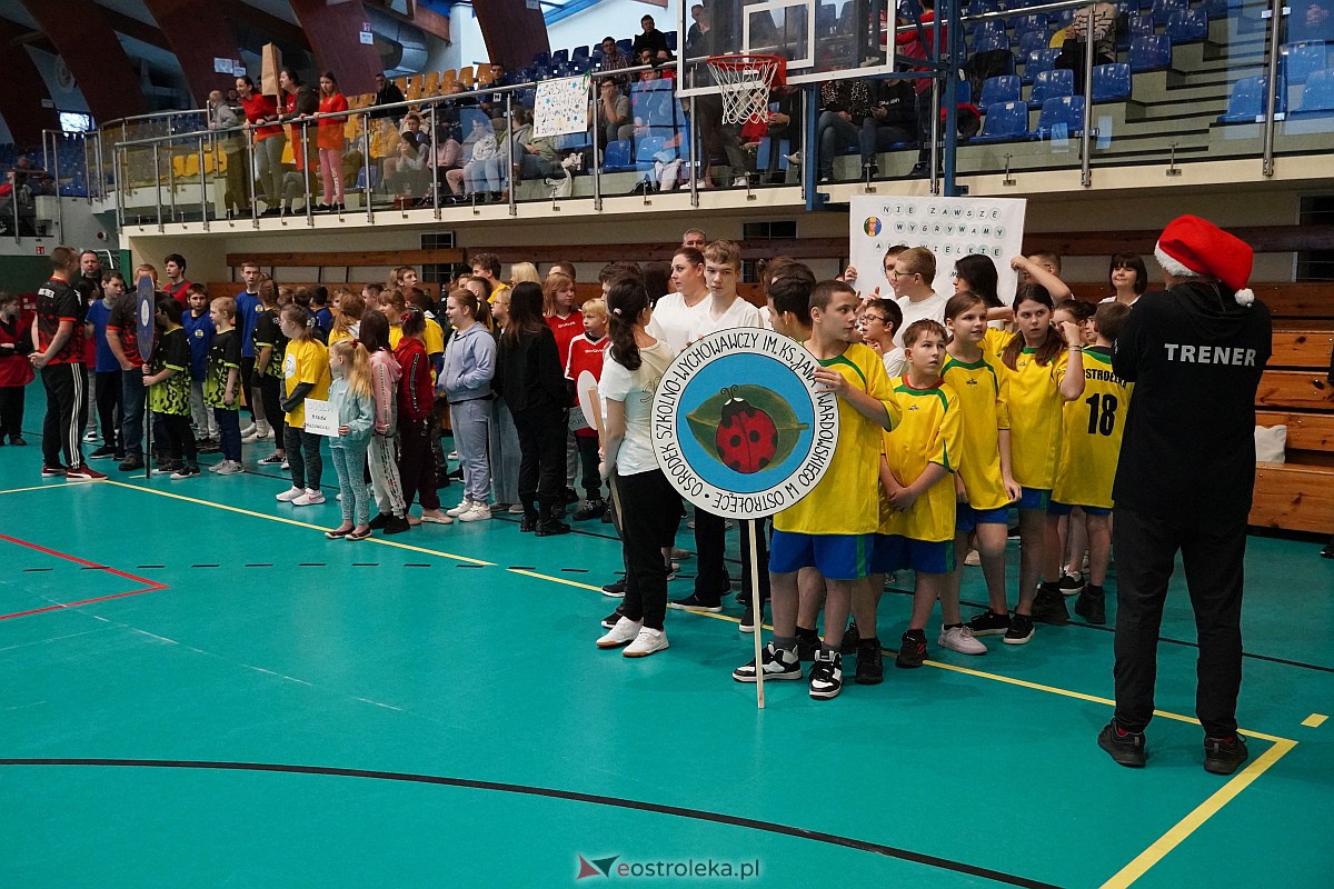 II Mikołajkowa Spartakiada Sportowa w Ostrołęce [13.12.2023] - zdjęcie #19 - eOstroleka.pl