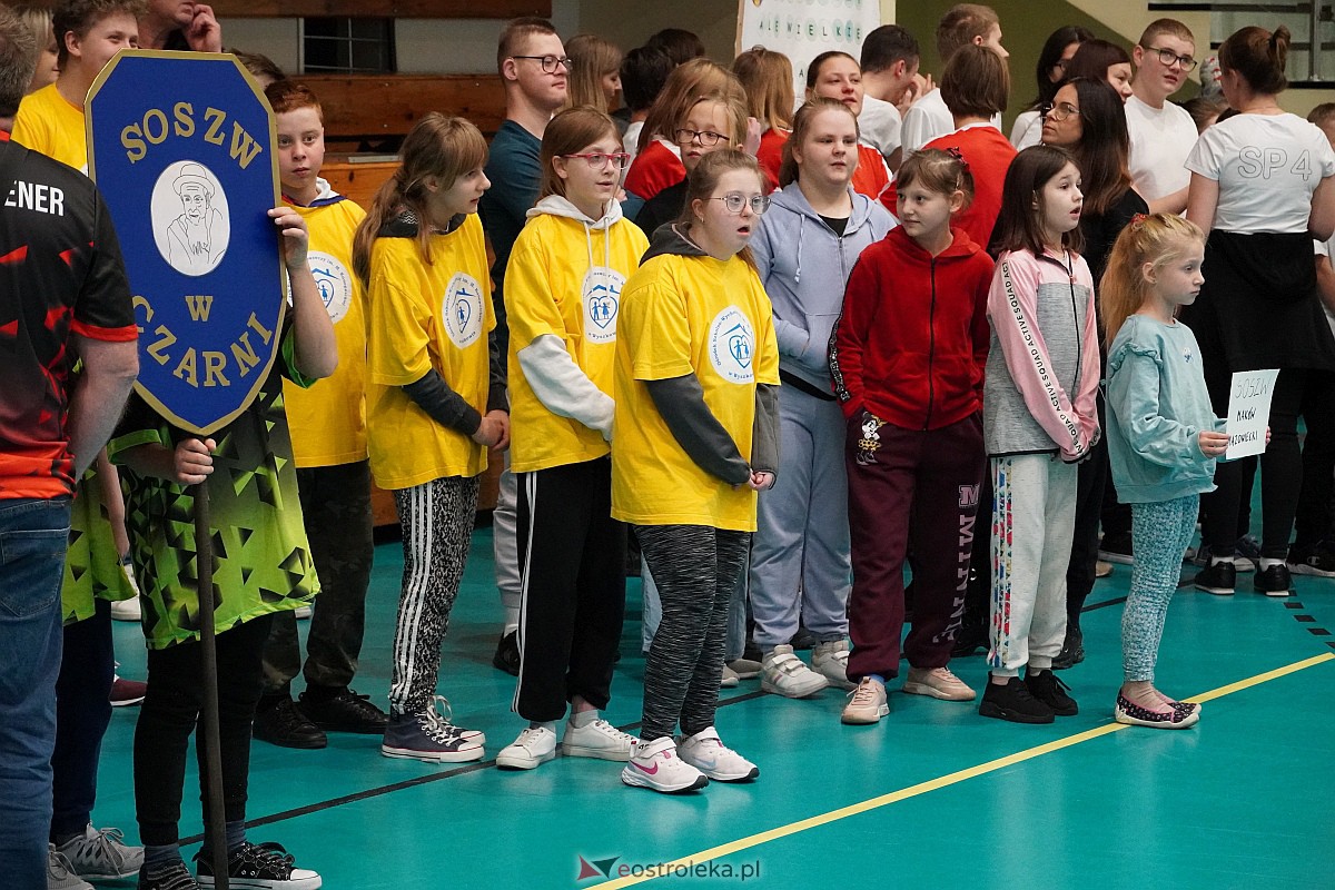 II Mikołajkowa Spartakiada Sportowa w Ostrołęce [13.12.2023] - zdjęcie #14 - eOstroleka.pl