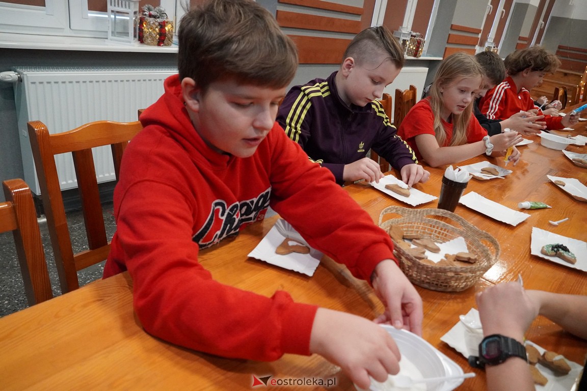 Świąteczny Tydzień z Mazowszem. Warsztaty z CK-BiS w Lelisie [13.12.2023] - zdjęcie #36 - eOstroleka.pl