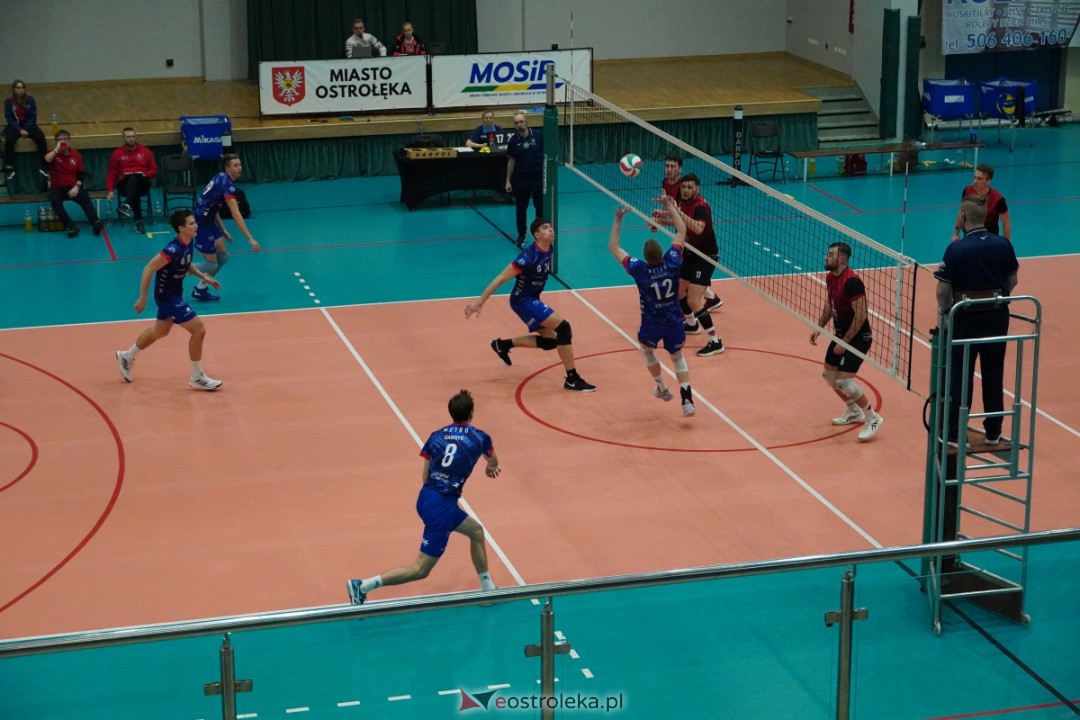 SPS Volley Ostrołęka - Metro Warszawa [13.12.2023] - zdjęcie #67 - eOstroleka.pl