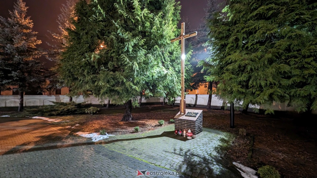 42. rocznica wprowadzenia w Polsce stanu wojennego [13.12.2023] - zdjęcie #36 - eOstroleka.pl