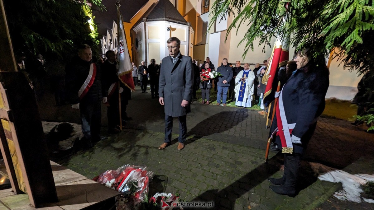 42. rocznica wprowadzenia w Polsce stanu wojennego [13.12.2023] - zdjęcie #14 - eOstroleka.pl