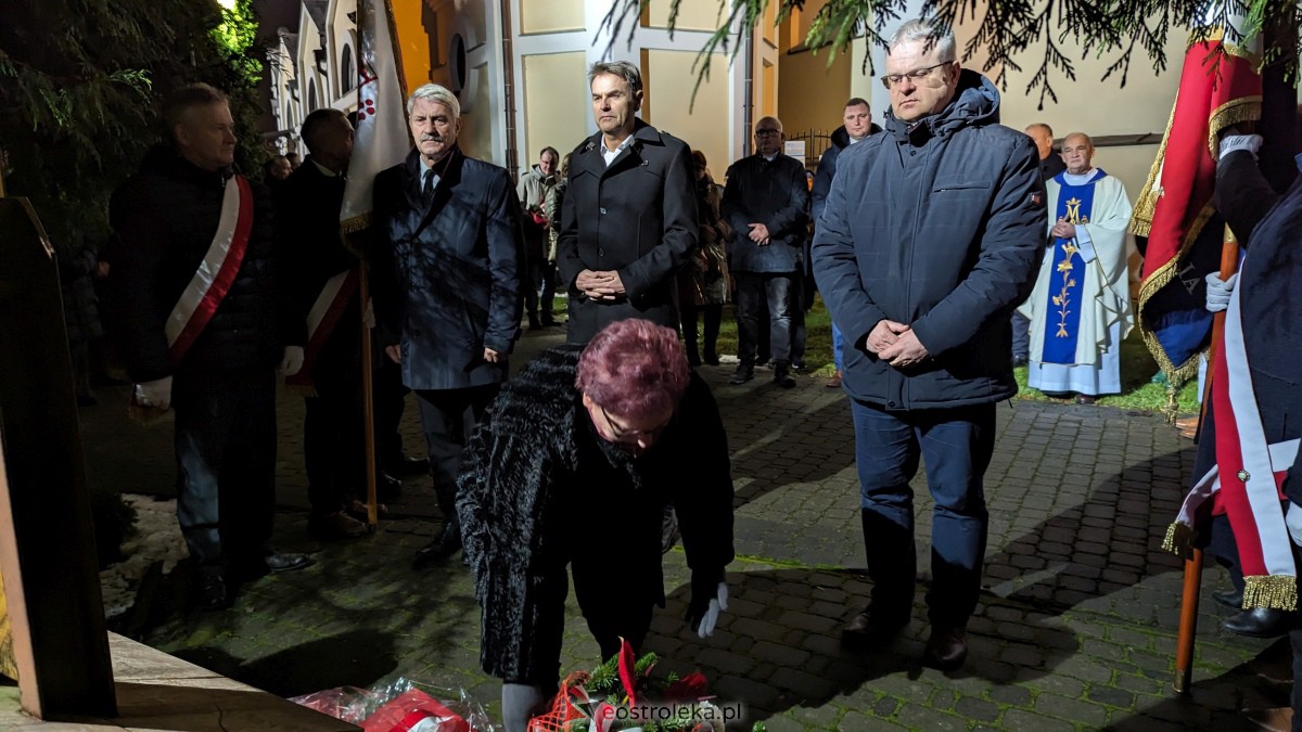 42. rocznica wprowadzenia w Polsce stanu wojennego [13.12.2023] - zdjęcie #11 - eOstroleka.pl