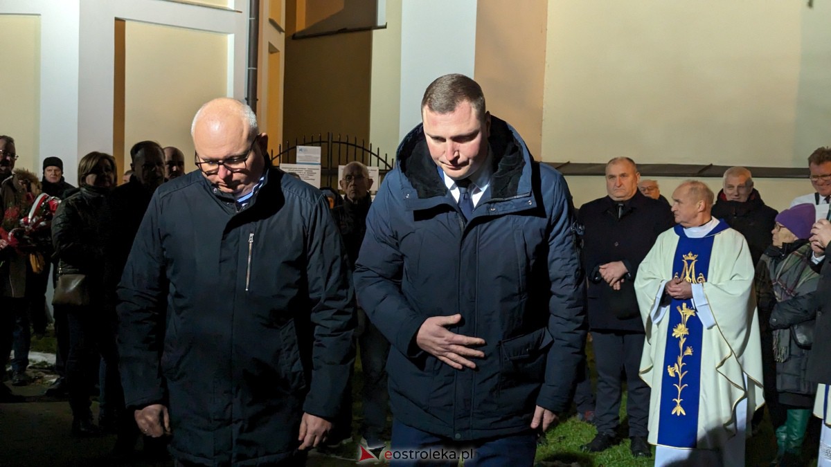 42. rocznica wprowadzenia w Polsce stanu wojennego [13.12.2023] - zdjęcie #8 - eOstroleka.pl