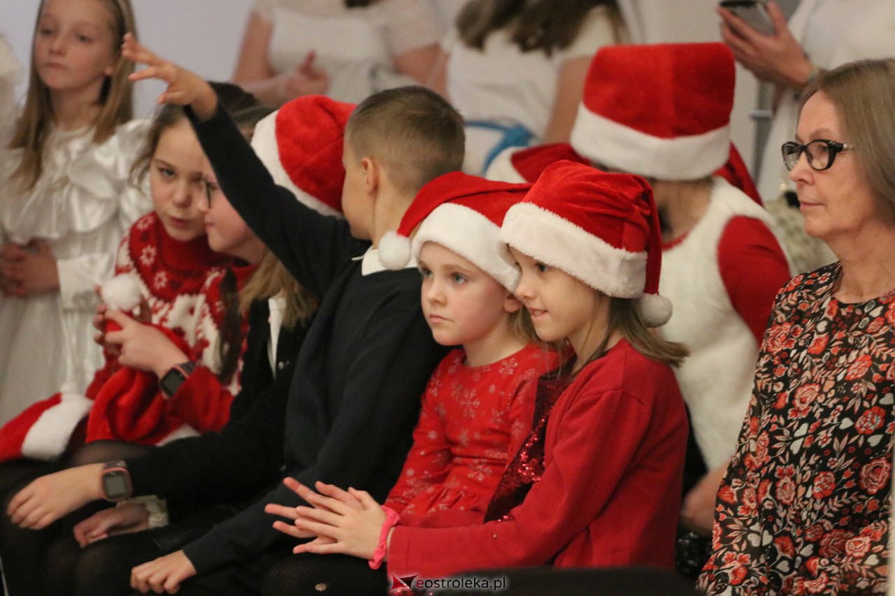 Świąteczne spotkanie TPD [14.12.2023] - zdjęcie #29 - eOstroleka.pl