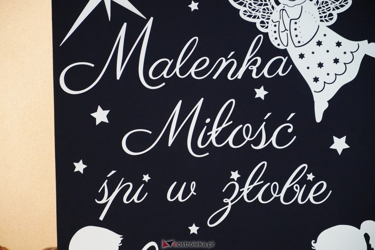 Kolędowanie i kiermasz świąteczny w SP nr 5 [14.12.2023] - zdjęcie #127 - eOstroleka.pl