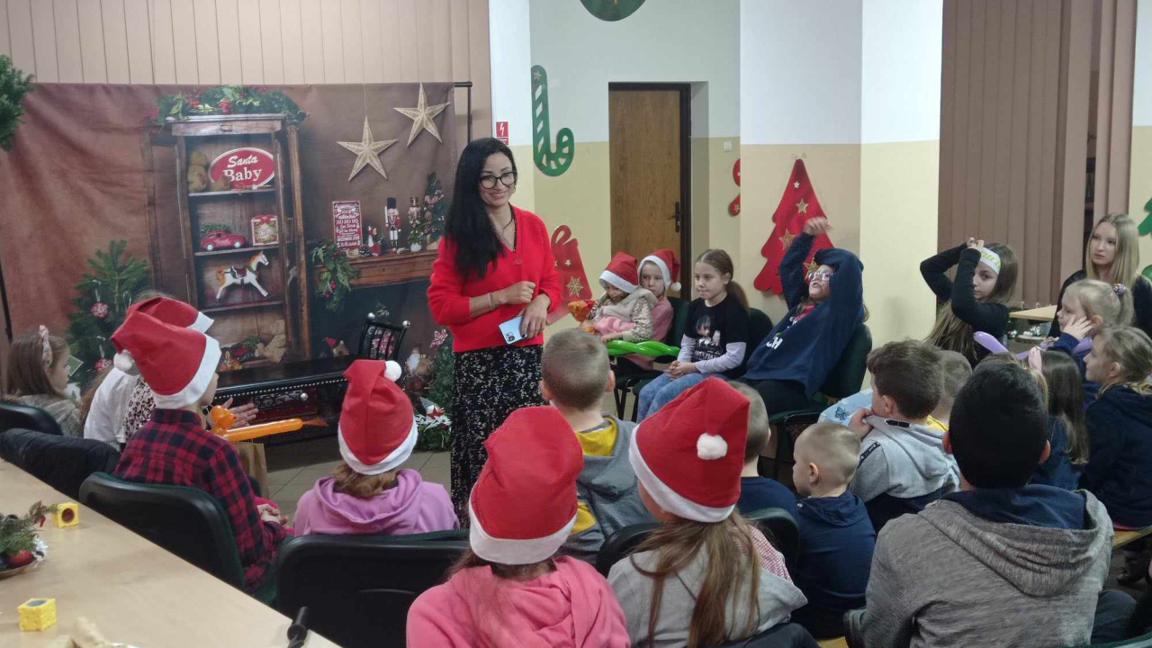 Kurpiowskie Podchody w Mikołajem w Glebie [16.12.2023] - zdjęcie #12 - eOstroleka.pl