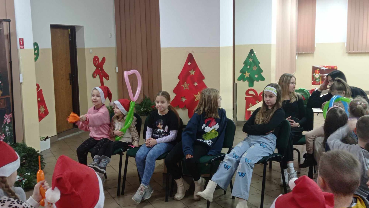 Kurpiowskie Podchody w Mikołajem w Glebie [16.12.2023] - zdjęcie #11 - eOstroleka.pl