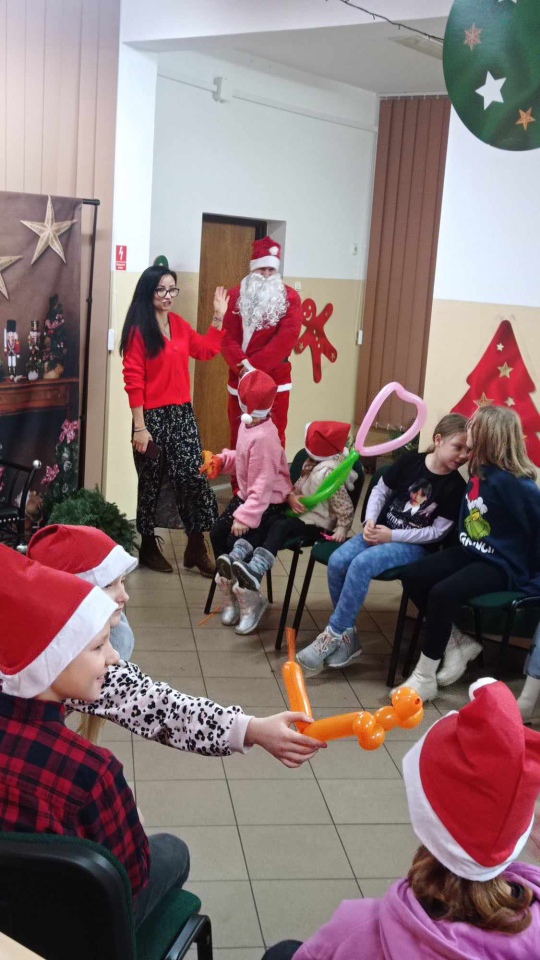 Kurpiowskie Podchody w Mikołajem w Glebie [16.12.2023] - zdjęcie #9 - eOstroleka.pl