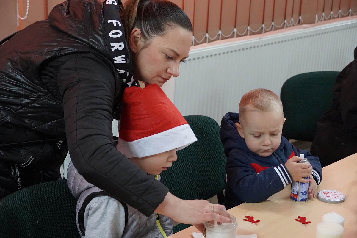 Kurpiowskie Podchody w Mikołajem w Glebie [16.12.2023] - zdjęcie #5 - eOstroleka.pl