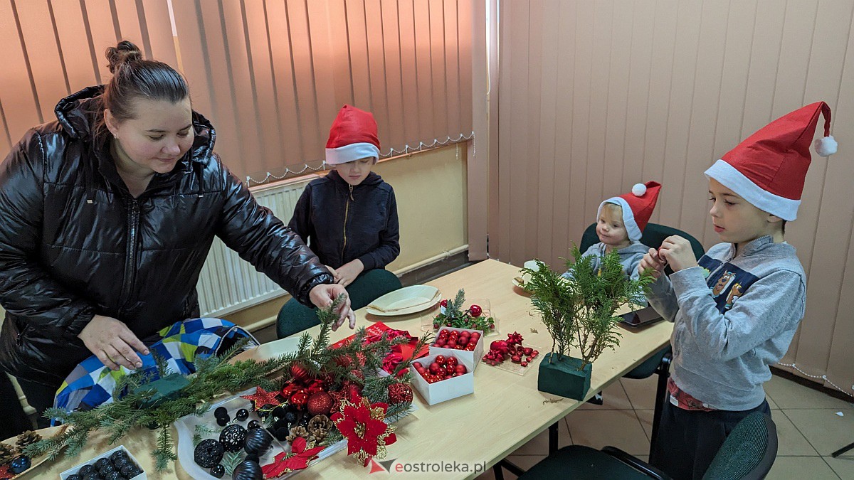 Kurpiowskie Podchody w Mikołajem w Glebie [16.12.2023] - zdjęcie #64 - eOstroleka.pl