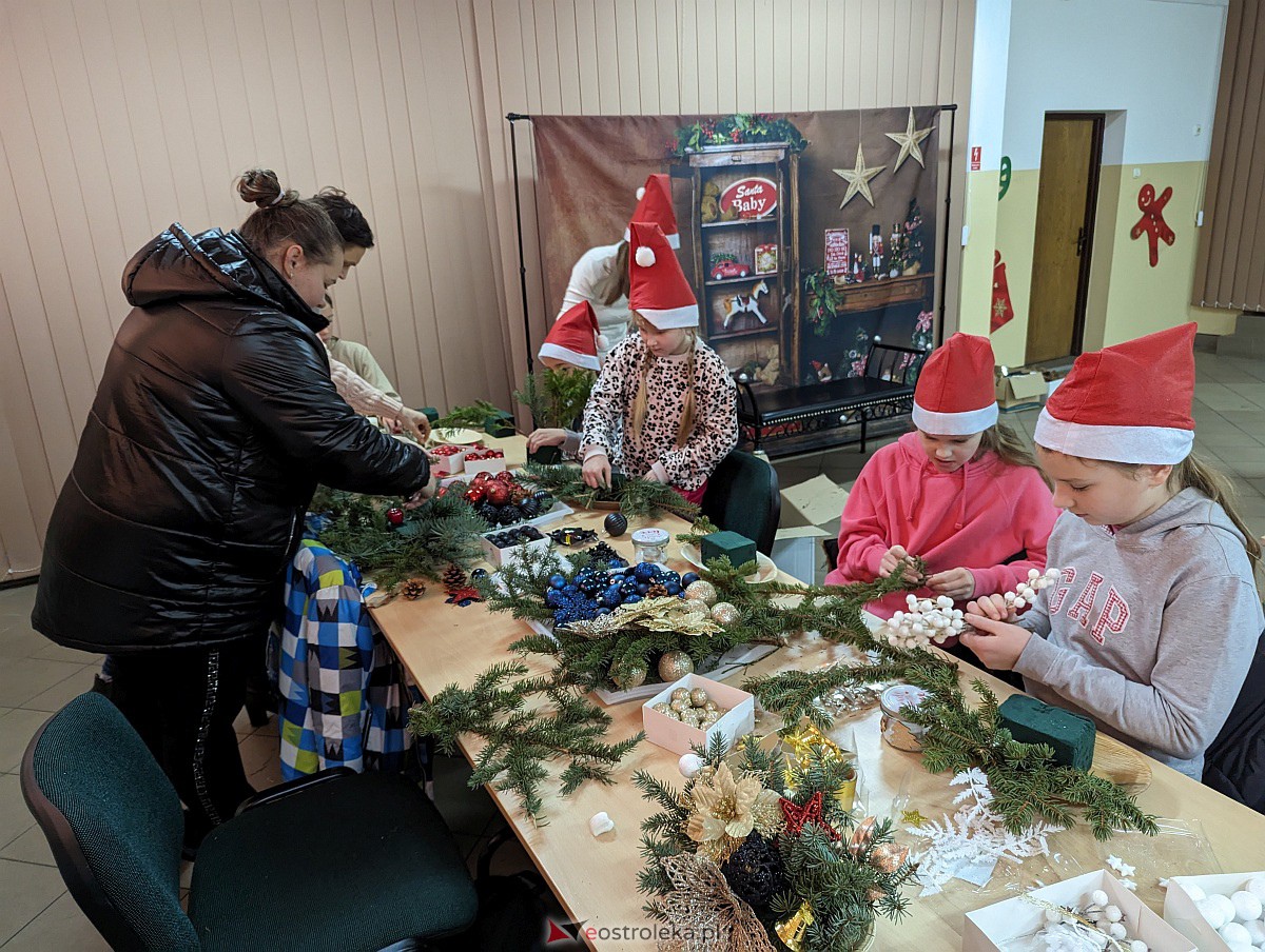 Kurpiowskie Podchody w Mikołajem w Glebie [16.12.2023] - zdjęcie #49 - eOstroleka.pl
