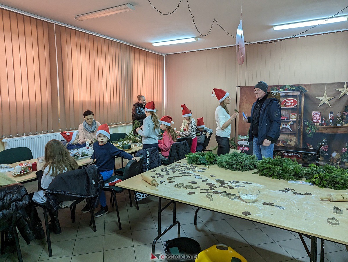 Kurpiowskie Podchody w Mikołajem w Glebie [16.12.2023] - zdjęcie #42 - eOstroleka.pl