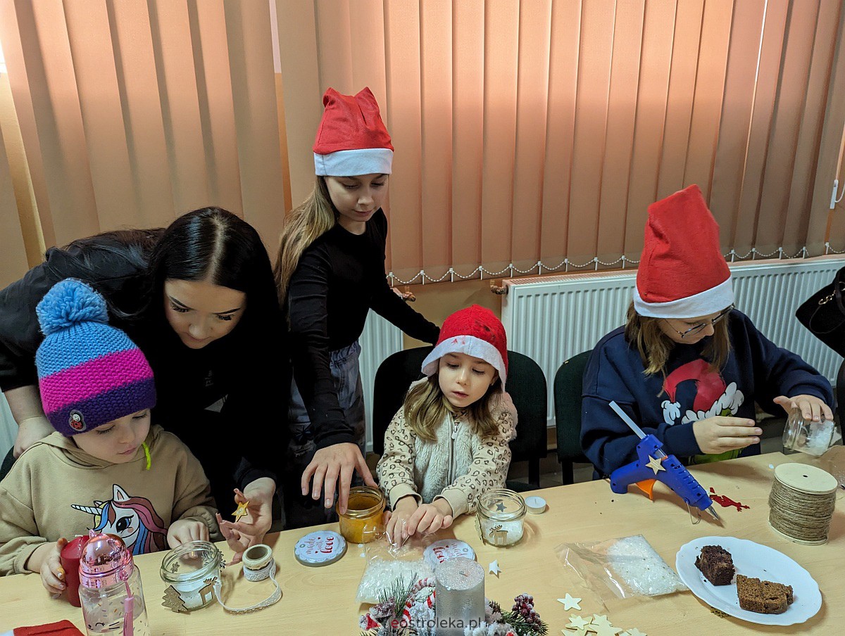 Kurpiowskie Podchody w Mikołajem w Glebie [16.12.2023] - zdjęcie #40 - eOstroleka.pl