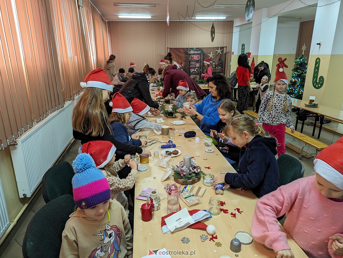 Kurpiowskie Podchody w Mikołajem w Glebie [16.12.2023] - zdjęcie #24 - eOstroleka.pl