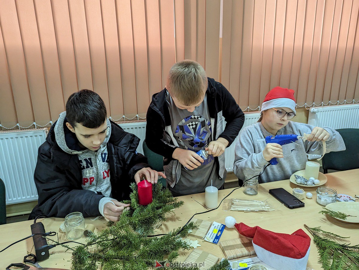 Kurpiowskie Podchody w Mikołajem w Glebie [16.12.2023] - zdjęcie #21 - eOstroleka.pl