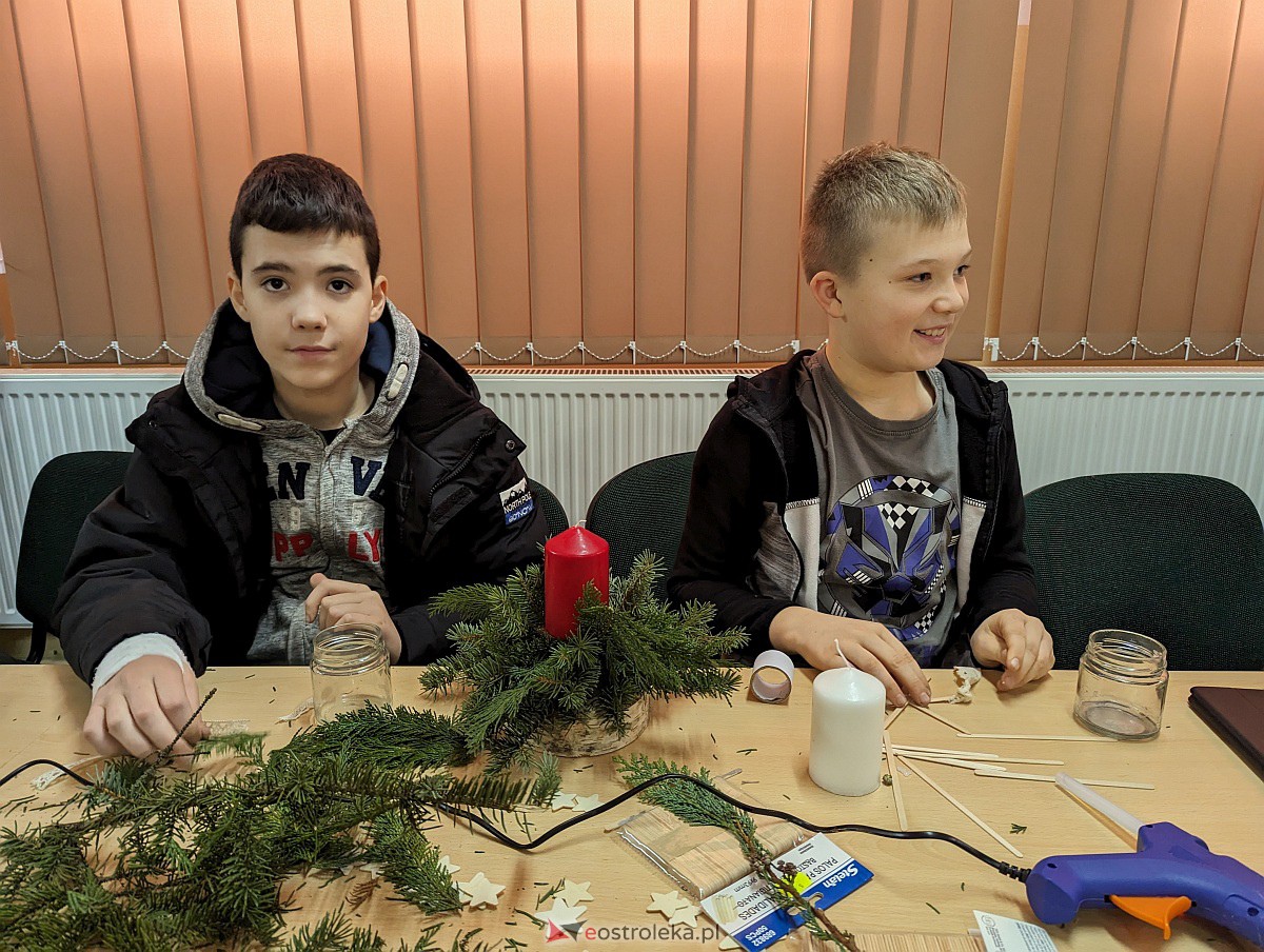 Kurpiowskie Podchody w Mikołajem w Glebie [16.12.2023] - zdjęcie #18 - eOstroleka.pl