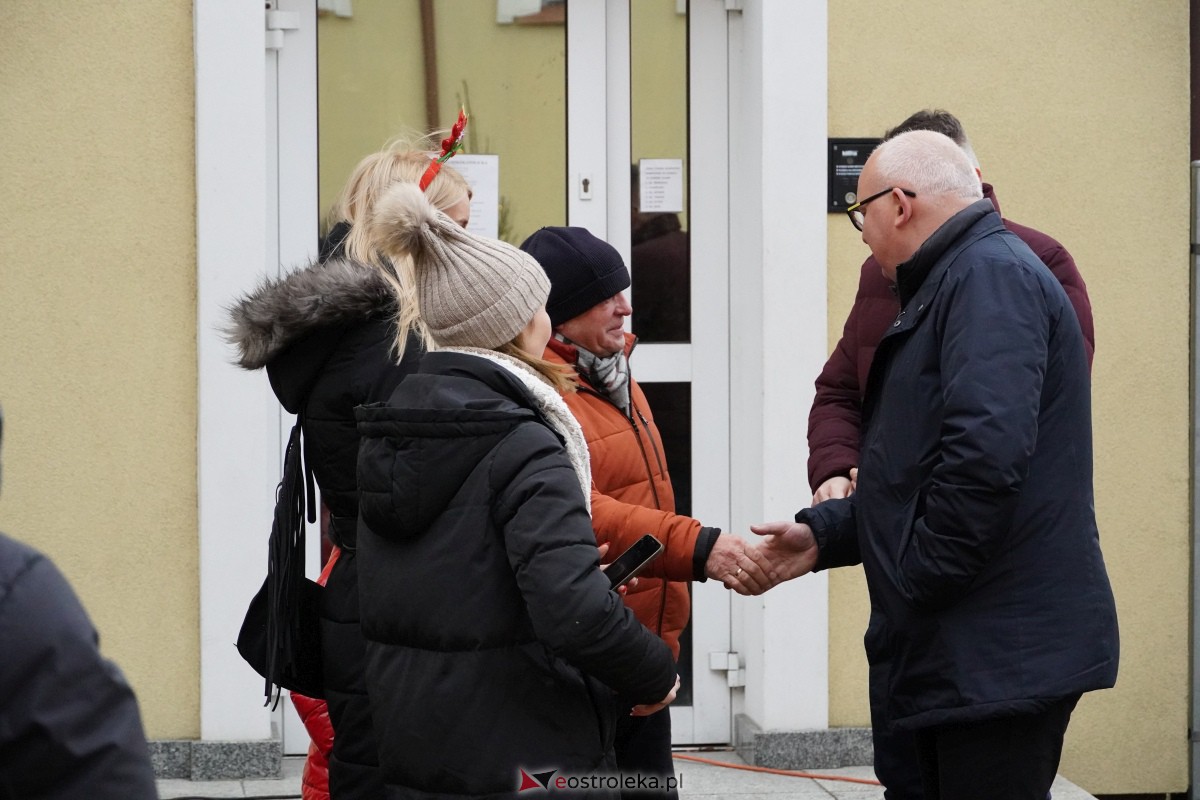 Wigilia SM CENTRUM i parafii św. Franciszka z Asyżu [16.12.2023] - zdjęcie #187 - eOstroleka.pl