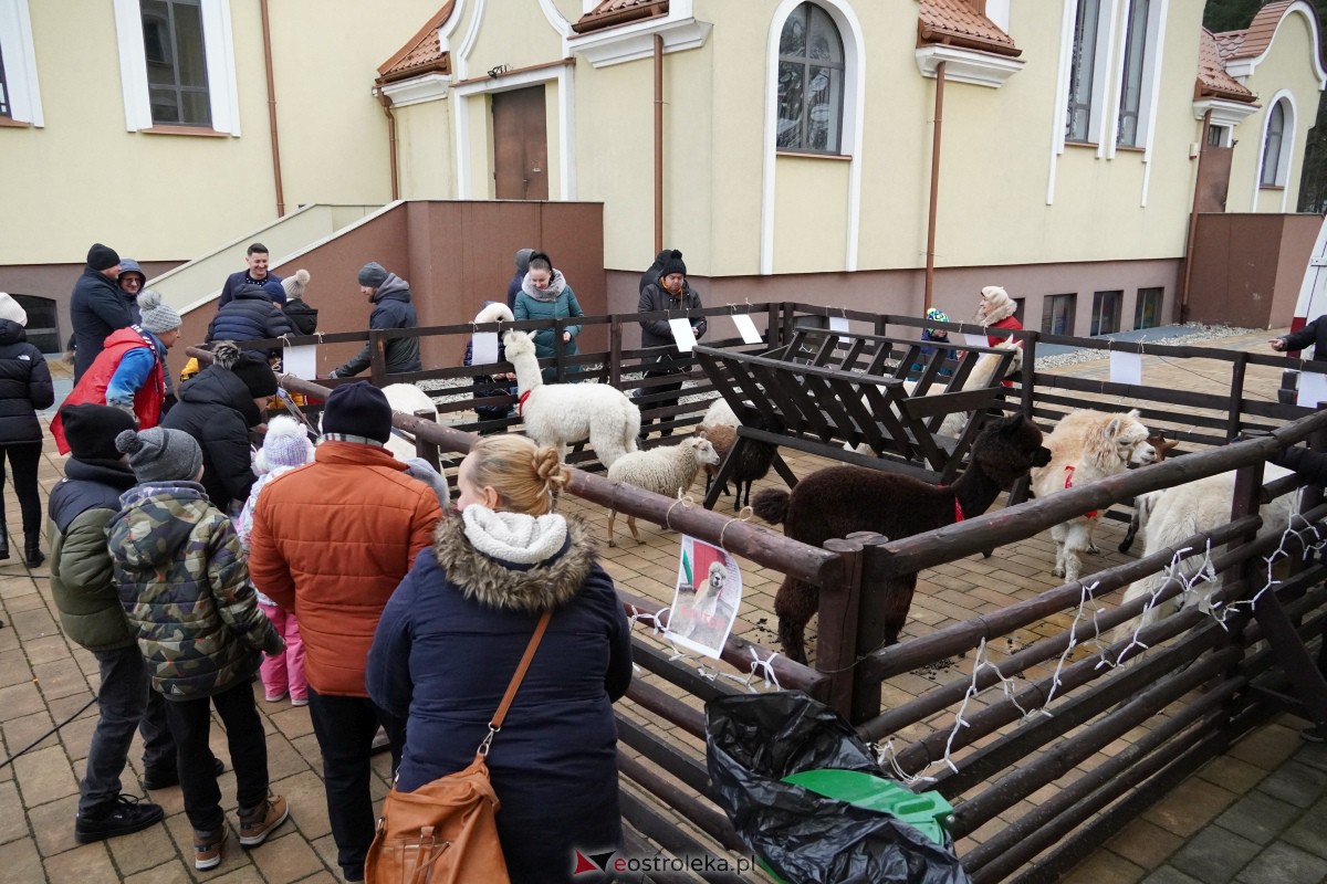 Wigilia SM CENTRUM i parafii św. Franciszka z Asyżu [16.12.2023] - zdjęcie #175 - eOstroleka.pl