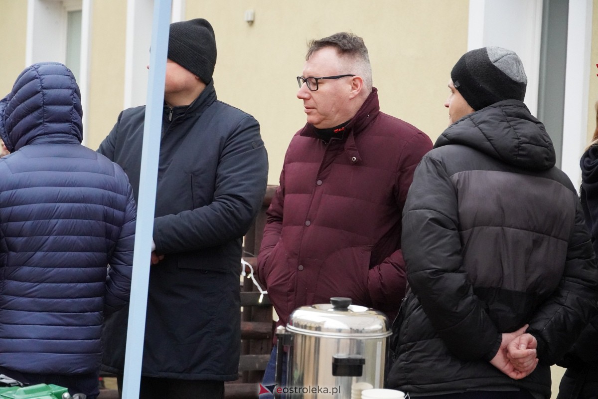 Wigilia SM CENTRUM i parafii św. Franciszka z Asyżu [16.12.2023] - zdjęcie #155 - eOstroleka.pl
