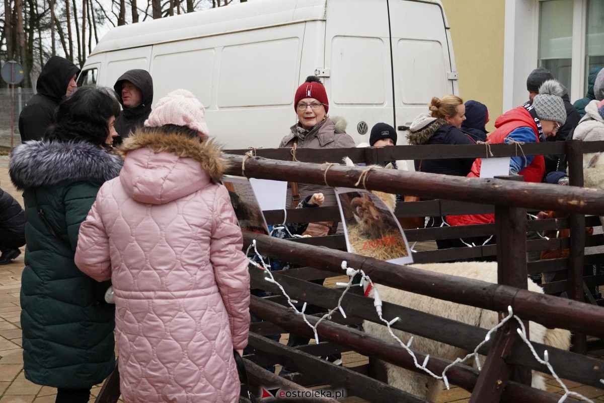 Wigilia SM CENTRUM i parafii św. Franciszka z Asyżu [16.12.2023] - zdjęcie #158 - eOstroleka.pl